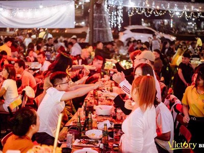 Sang gấp quán nhậu vip club beer cực lớn mặt tiền hoàng thị lan 0