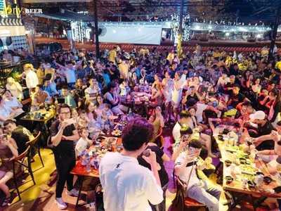 Sang gấp quán nhậu vip club beer cực lớn mặt tiền hoàng thị lan 1