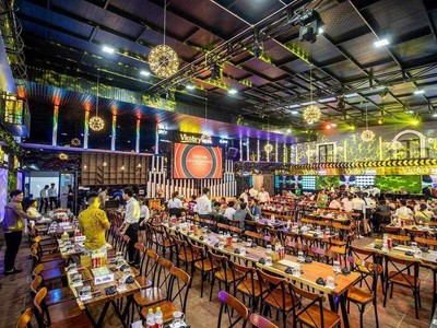 Sang gấp quán nhậu vip club beer cực lớn mặt tiền hoàng thị lan 2