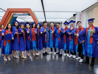 Ý nghĩa lễ phục tốt nghiệp học sinh sinh viên là gì 2