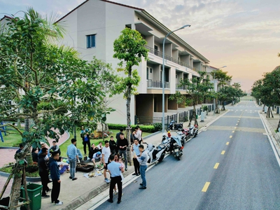 EM Nguyên cần bán nhà mới 3 tầng ở trung tâm thành phố cạnh cửa ngõ Vinhomes Vũ Yên 0
