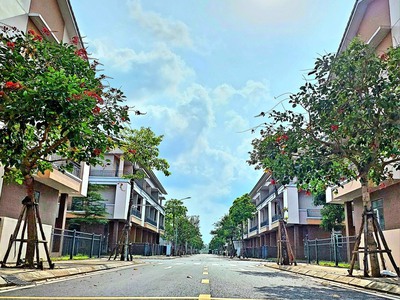 EM Nguyên cần bán nhà mới 3 tầng ở trung tâm thành phố cạnh cửa ngõ Vinhomes Vũ Yên 3