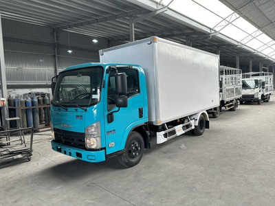 Xe Tải 2 Tấn Qkr210 Thùng Kín 1