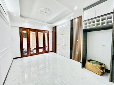 Vân đồn- lô góc-Nhà mới kinh koong  20m ra mặt phố- giá hơn 4 tỷ 0