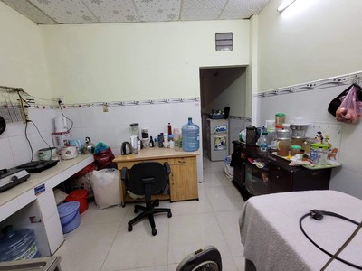 Chính chủ cho thuê CH 3 tầng số 39 mặt phố hoàng cầu 589