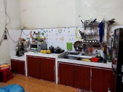 Chính chủ cho thuê CH 3 tầng số 39 mặt phố hoàng cầu 264
