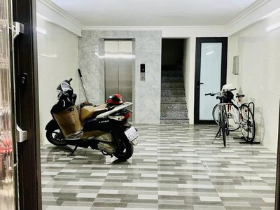 Chính chủ cho thuê CH 3 tầng số 39 mặt phố hoàng cầu 565