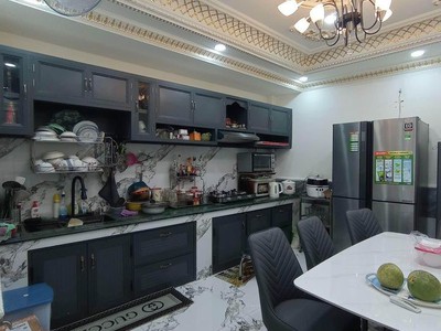 Chính chủ cho thuê CH 3 tầng số 39 mặt phố hoàng cầu 907