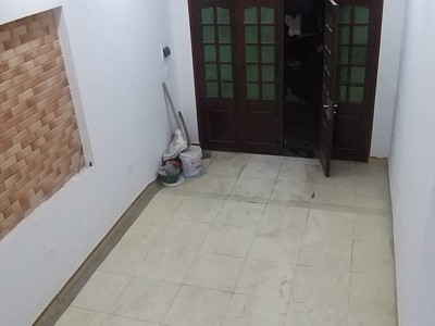 Chính chủ cho thuê CH 3 tầng số 39 mặt phố hoàng cầu 231