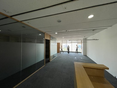 Cho thuê văn phòng, TMDV DT 59m2 - 500m2 - 1520m2 tại Charmvit Tower 117 Trần Duy Hưng 1