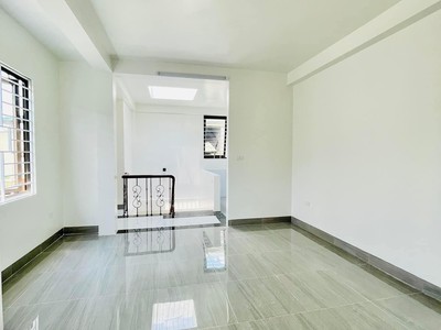 Bán nhà hoàng mai, đền lừ 41m, 5 tầng, oto, kinh doanh, 2 thoáng, mới đẹp 3