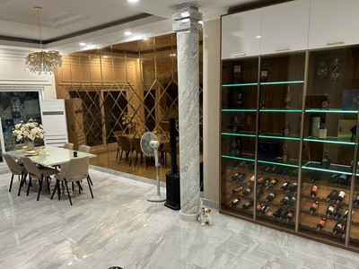 Chính chủ cho thuê CH 3 tầng số 39 mặt phố hoàng cầu 518