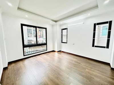 Vân đồn- lô góc-Nhà mới kinh koong  20m ra mặt phố- giá hơn 4 tỷ 4