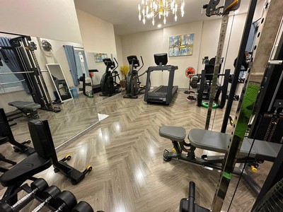 Chính chủ cho thuê CH 3 tầng số 39 mặt phố hoàng cầu 520
