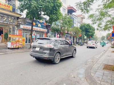 Chính chủ cho thuê CH 3 tầng số 39 mặt phố hoàng cầu 698