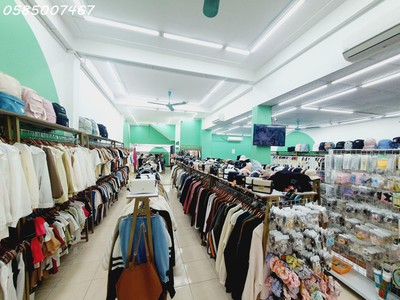 Chính chủ cho thuê CH 3 tầng số 39 mặt phố hoàng cầu 704