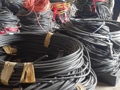Công ty đại thanh chuyên  thu mua phế liệu giá cao 2