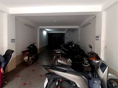 Chính chủ cho thuê CH 3 tầng số 39 mặt phố hoàng cầu 290