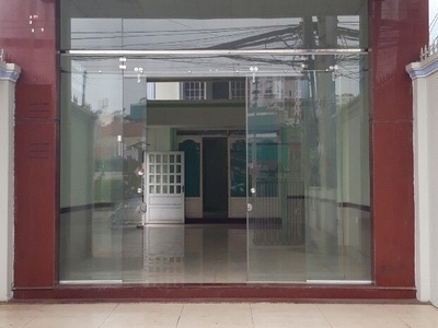 Chính chủ cho thuê CH 3 tầng số 39 mặt phố hoàng cầu 550