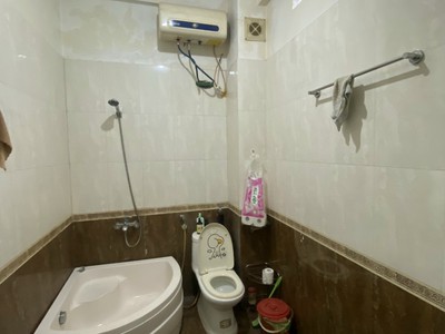 Chính chủ cho thuê CH 3 tầng số 39 mặt phố hoàng cầu 726