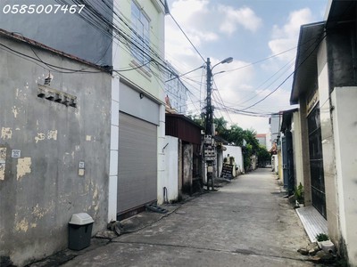 Chính chủ cho thuê CH 3 tầng số 39 mặt phố hoàng cầu 709