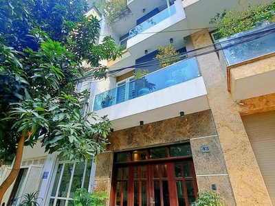 Chính chủ cho thuê CH 3 tầng số 39 mặt phố hoàng cầu 365