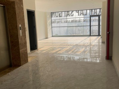 Chính chủ cho thuê CH 3 tầng số 39 mặt phố hoàng cầu 816