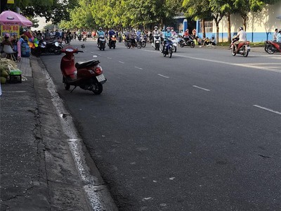 Chính chủ cho thuê CH 3 tầng số 39 mặt phố hoàng cầu 38