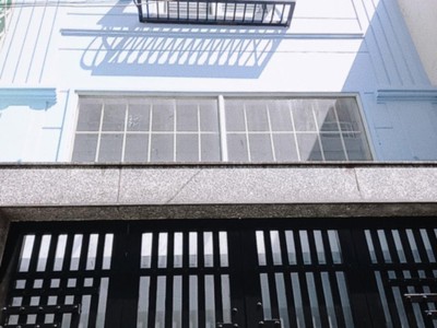 Chính chủ cho thuê CH 3 tầng số 39 mặt phố hoàng cầu 616
