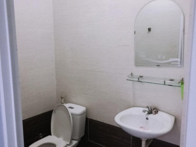 Chính chủ cho thuê CH 3 tầng số 39 mặt phố hoàng cầu 617