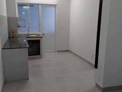 Chính chủ cho thuê CH 3 tầng số 39 mặt phố hoàng cầu 655