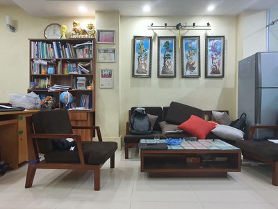 Chính chủ cho thuê CH 3 tầng số 39 mặt phố hoàng cầu 1362