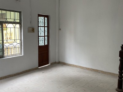 Chính chủ cho thuê CH 3 tầng số 39 mặt phố hoàng cầu 1345