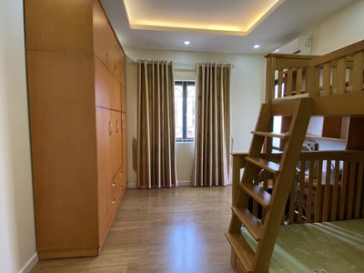 Chính chủ cho thuê CH 3 tầng số 39 mặt phố hoàng cầu 955