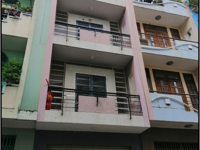 Chính chủ cho thuê CH 3 tầng số 39 mặt phố hoàng cầu 1993