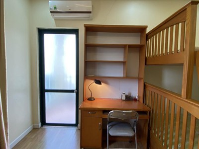 Chính chủ cho thuê CH 3 tầng số 39 mặt phố hoàng cầu 956