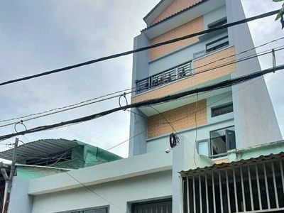 Chính chủ cho thuê CH 3 tầng số 39 mặt phố hoàng cầu 1406