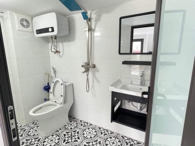 Chính chủ cho thuê CH 3 tầng số 39 mặt phố hoàng cầu 920
