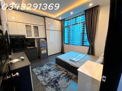 Chính chủ cho thuê CH 3 tầng số 39 mặt phố hoàng cầu 951