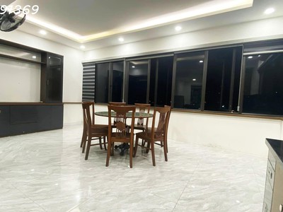 Chính chủ cho thuê CH 3 tầng số 39 mặt phố hoàng cầu 967