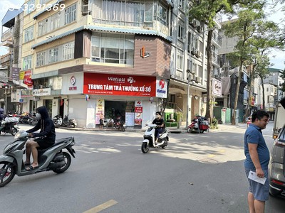 Chính chủ cho thuê CH 3 tầng số 39 mặt phố hoàng cầu 971