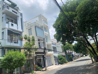 Chính chủ cho thuê CH 3 tầng số 39 mặt phố hoàng cầu 2027