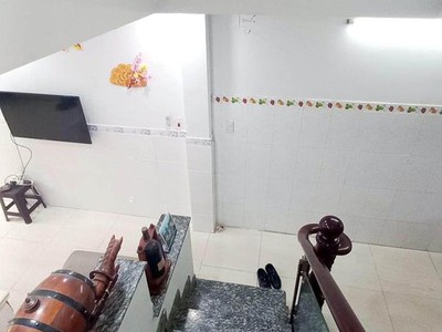 Chính chủ cho thuê CH 3 tầng số 39 mặt phố hoàng cầu 2034