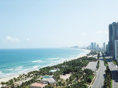 Cần bán tòa căn hộ mới 6 tầng- full nội thất xịn - view sông, view núi - lô góc - đường 5m5 - có hồ 0
