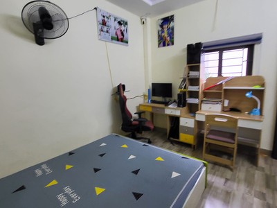 Chính chủ cho thuê CH 3 tầng số 39 mặt phố hoàng cầu 1388