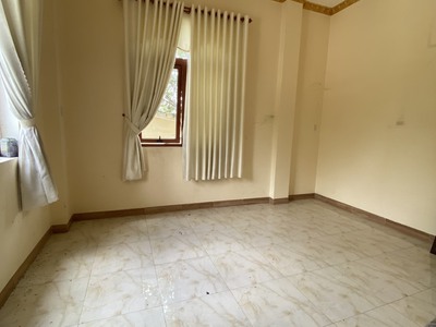 Chính chủ cho thuê CH 3 tầng số 39 mặt phố hoàng cầu 1374