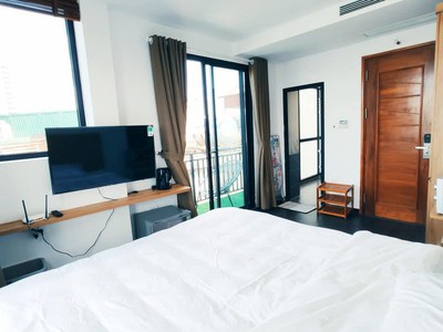 Chính chủ cho thuê CH 3 tầng số 39 mặt phố hoàng cầu 963