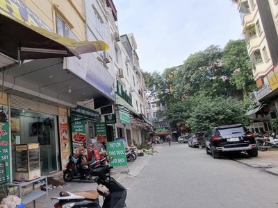 Cho thuê mặt bằng tại chợ định công thượng 140m kinh doanh đỉnh 0