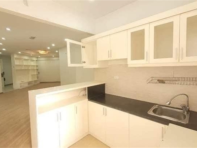 Chính chủ cho thuê CH 3 tầng số 39 mặt phố hoàng cầu 1019