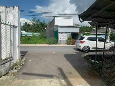Chính chủ cho thuê CH 3 tầng số 39 mặt phố hoàng cầu 1649